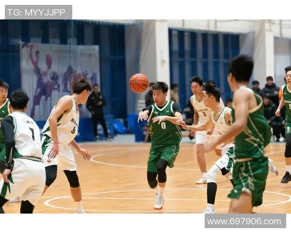 赛后分析:西安篮球队与南京篮球队实力对比与比赛亮点探讨 赛后分析:西安篮球队与南京篮球队实力对比与比赛亮点探讨