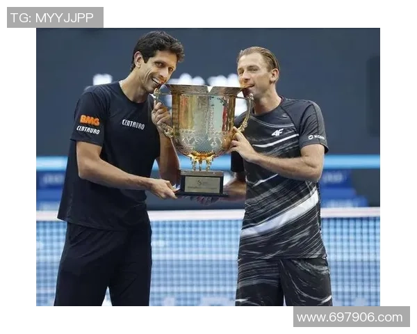 赛后分析:西安网球队与上海网球队对决的经验教训与启示 赛后分析:西安网球队与上海网球队对决的经验教训与启示