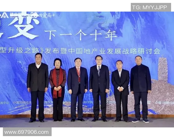 重庆排球队的转型之路探索与挑战并存的全新发展篇章 重庆排球队的转型之路探索与挑战并存的全新发展篇章