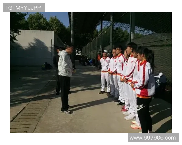 重庆网球队比赛经验深度对比与提升策略探讨