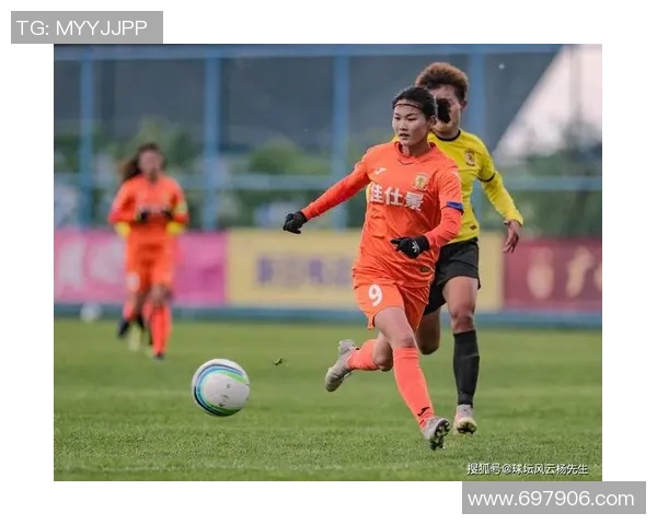 重庆足球队在奥运会积分榜上以53分稳居第一名展现强劲实力 重庆足球队在奥运会积分榜上以53分稳居第一名展现强劲实力