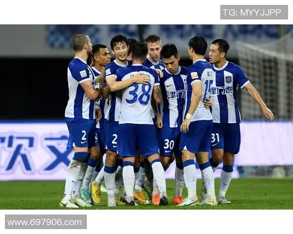 重庆羽毛球队边路渗透战术革新探讨与实践分析